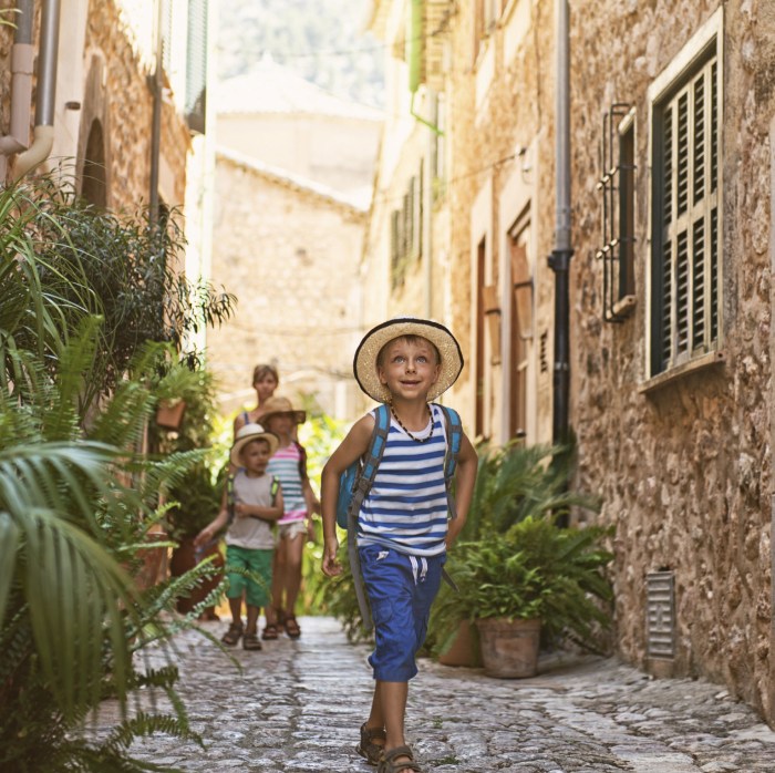 How to Travel with Kids